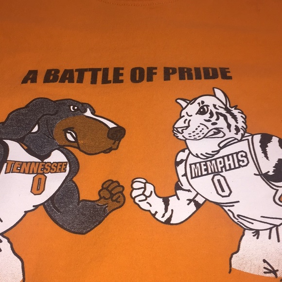 Tennessee vs. Memphis Adidas t-shirt Size Men’s Sm - Picture 4 of 8